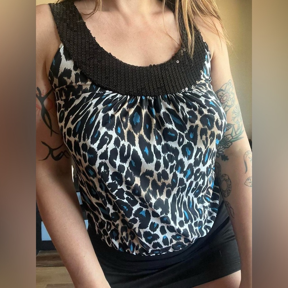 Candy Rain Patterned Garment - Picture 4 of 8